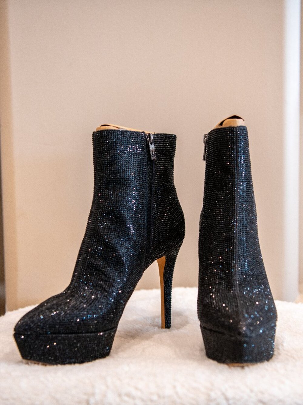 JESSICA SIMPSON ODEDA2 BLACK MICRO FLASH STILLETO ANKLE BOOTIES